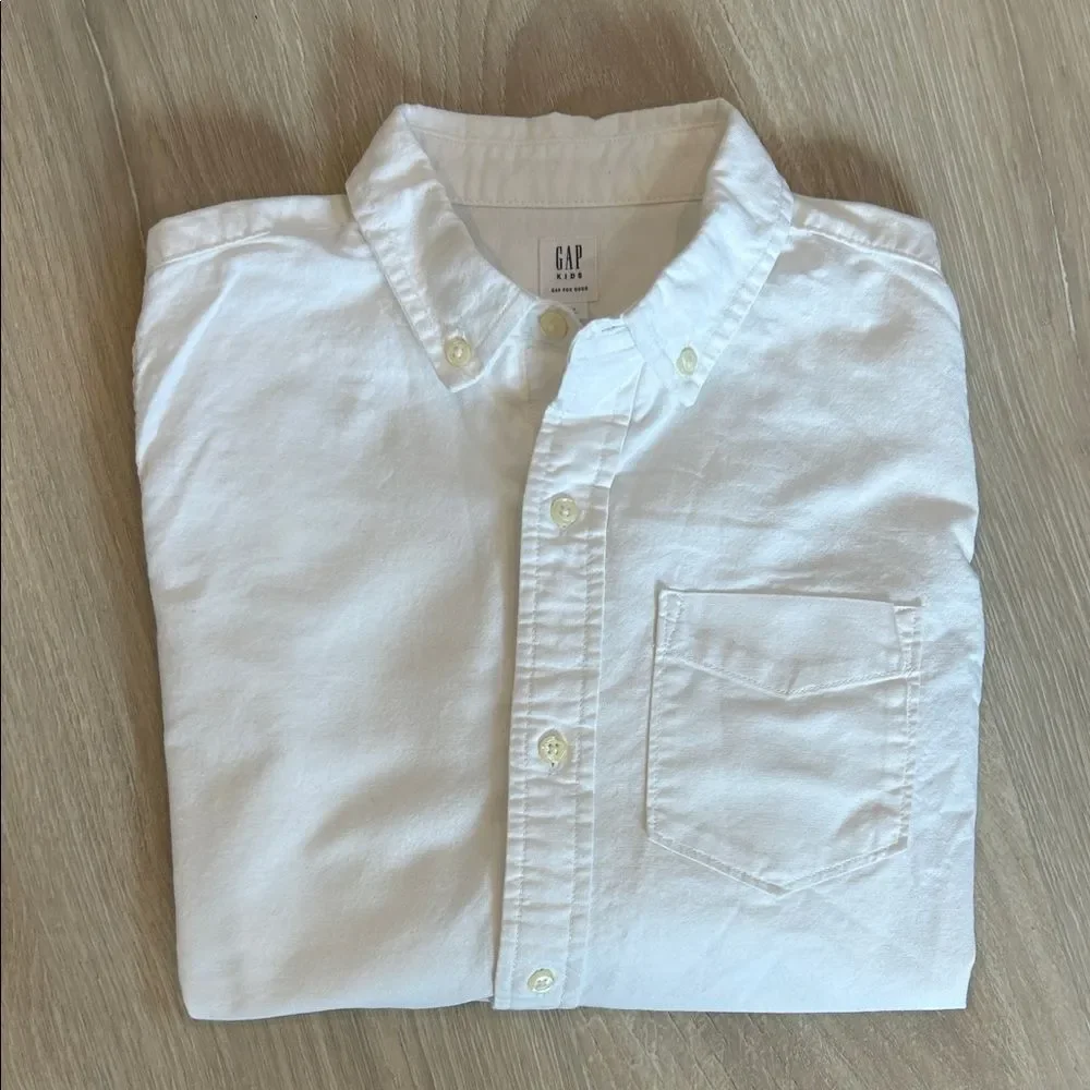 GAP Kids Classic White Button-Down Shirt, Size Large (10)